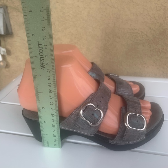 Dansko grey blue iridescent leather slip on clog size 5.5-6 (European 36) - Picture 6 of 14